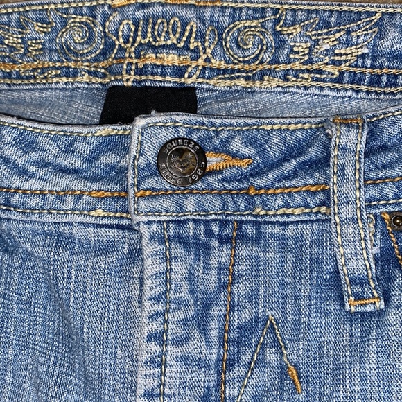 Squeeze Jeans - Picture 8 of 15